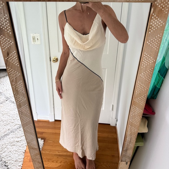 Zara Dresses & Skirts - Zara Linen Midi Dress- Size M